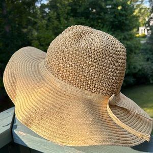 Woman’s sun hat